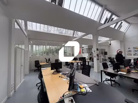 location bureaux 360 m²