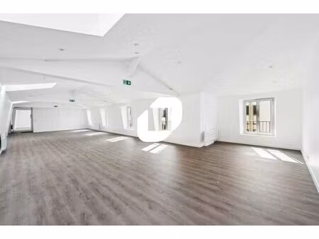 location bureaux 140 m²