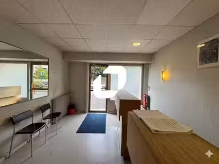 location bureaux 276 m²