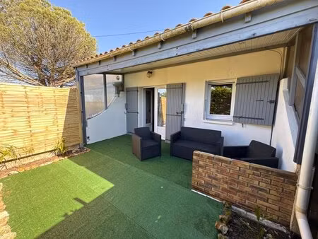 maison dans une résidence avec piscine à 500 m centre ville et commerces