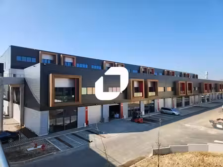 location local d’activités bobigny 93000 8032m²