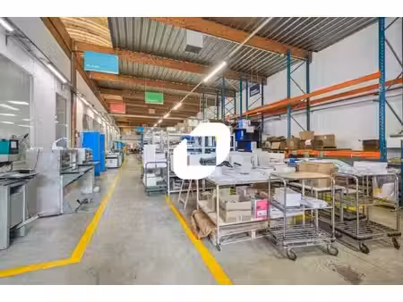 location local d’activités colombes 92700 1420m²