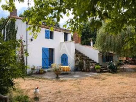 vente maison à martinet (85150) : à vendre / 130m² martinet
