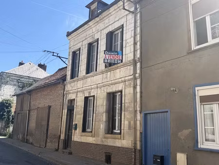 vente maison 5 pièces 72 m² à poix-de-picardie (80290)  45 000 €