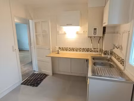 location appartement 3 pièces  54.40m²  chelles