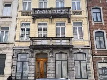 bel appartement authentique 2 chambres avec jardin