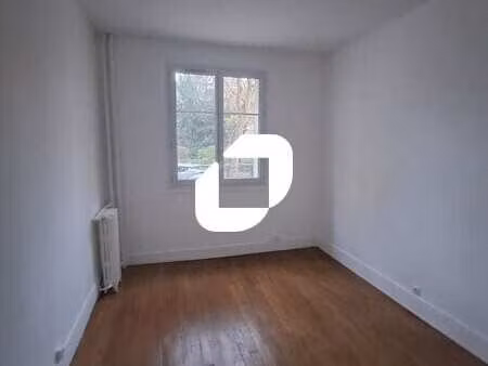 vente bureaux 64 m²