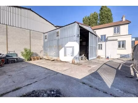 vente bureaux 239 m²