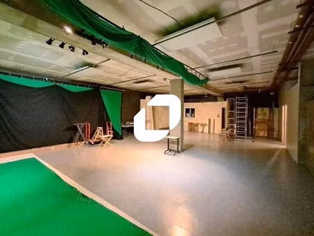 vente local d’activités courbevoie 92400 230m²