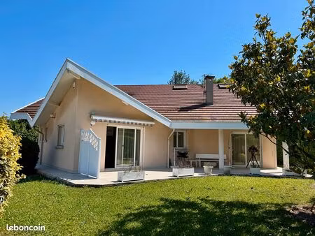 maison d'architecte de 172 m² – prestations haut de gamme – vue vercors – terrain de 1 163