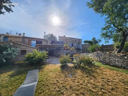 mas 8 pièces 165 m²