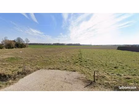 terrain 1 325 m² montaulin