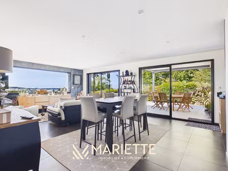 maison de luxe à vendre dans le quartier zone industrielle du moros-zone portuaire