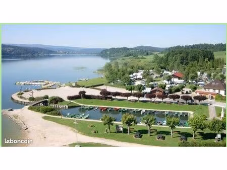 location saint point lac ( doubs)