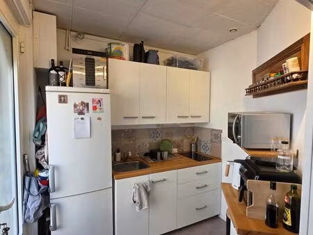 appartement t2 de 39m2 à louer - centre ville de caumont-sur-durance