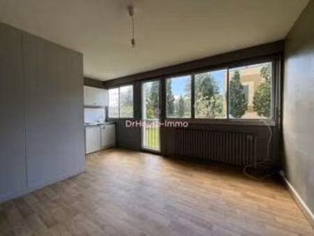location appartement t1 à mont-saint-aignan (76130) : à louer t1 / 20m² mont-saint-aignan