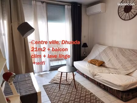 studio meublé 21m2 nimes centre dhuoda + climatisation + lave linge + balcon + abonnement 