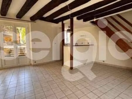 location maison à angers (49000) : à louer / 36m² angers