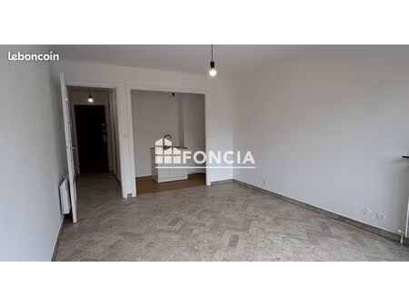 studio 1 pièce 25 m²