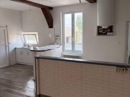t3 de 45m² - la neuville-en-hez - 640