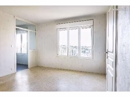appartement 4 pièces 77 m²