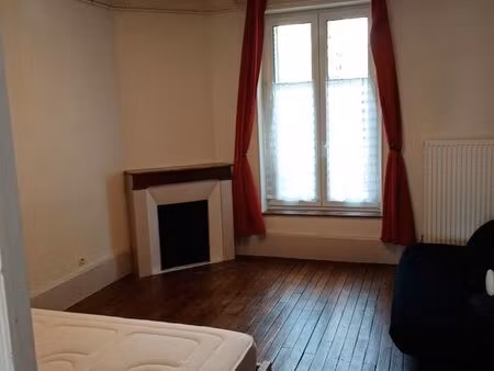 appartement 1 chambre  cuisine séparée  proximité place stanislas  école architecture  eei