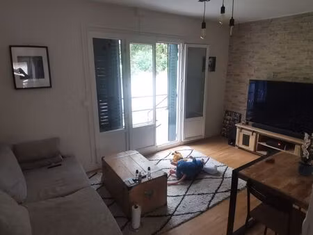 location maison avec extérieur