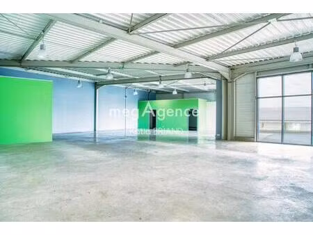 local commercial de 600 m²