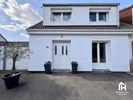 maison semi-individuelle 94m²-4 chambres-jardin-garage-cave-cité