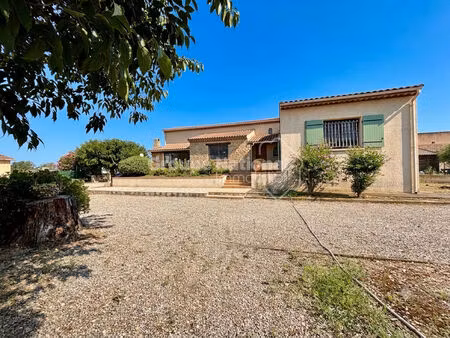 villa saint just 3 chambres   piscine   sous sol amenageable   hangar 125m²