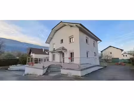 projet idéal investisseurs  famille nombreuse ou profession libérale: villarcher maison 19