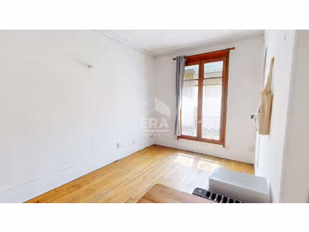 appartement paris 2 pièces d'environ 38 m2