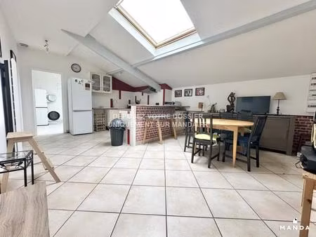 t3 meublé - 21  rue saint-liesne  77000  melun  france