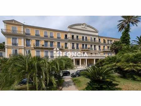 menton le nationale  ancien grand hotel belle epoque  avec jardin et stationnement colllec