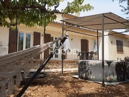 carpentras - maison de 140 m² au calme - terrain de 1200 m²