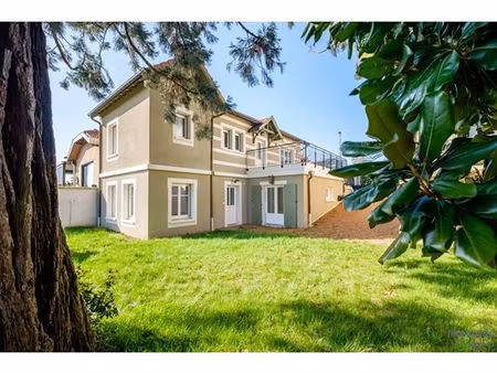maison d'architecte - 135m ²