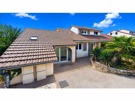 thise - maison mitoyenne trois chambres