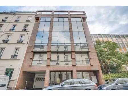 location bureaux 122 m² à 753 m²