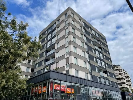 location bureaux 230 m² à 545 m²