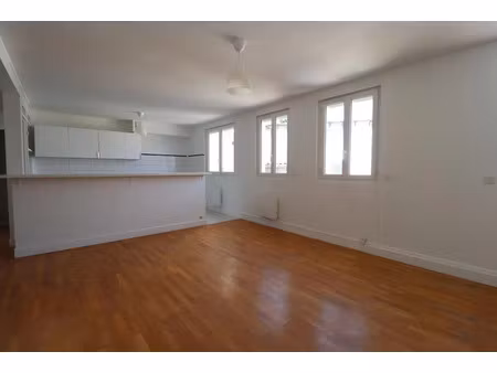 location appartement 3 pièces 87.08 m² à draveil (91210)  995 €