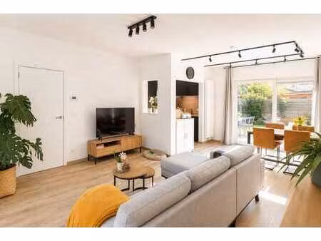 maison prête à l'emploi avec jardin  garage et epc b