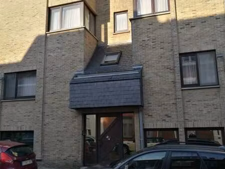 beau et grand studio de 62 m²