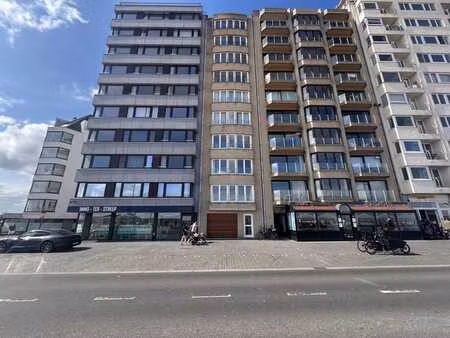 dubbele garage op uitstekende ligging
