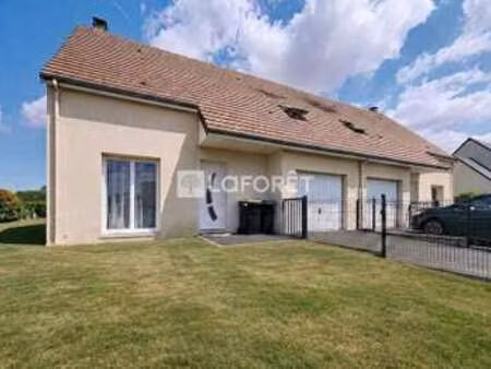 location maison à urville (14190) : à louer / 96m² urville