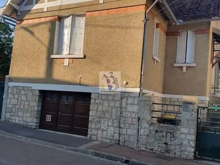maison de ville à louer