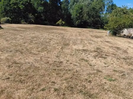 terrain constructible 2907m²