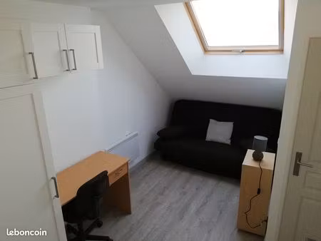 studio meublé lumineux pour étudiant ou alternant