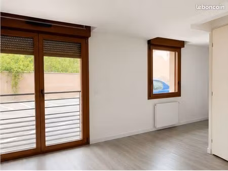 studio meublé 27m2