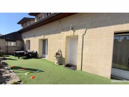 maison familiale 130 m² avec jardin et cheminée