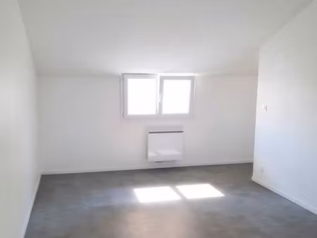 appartement t3 rénové - centre-ville de bourg-en-bresse